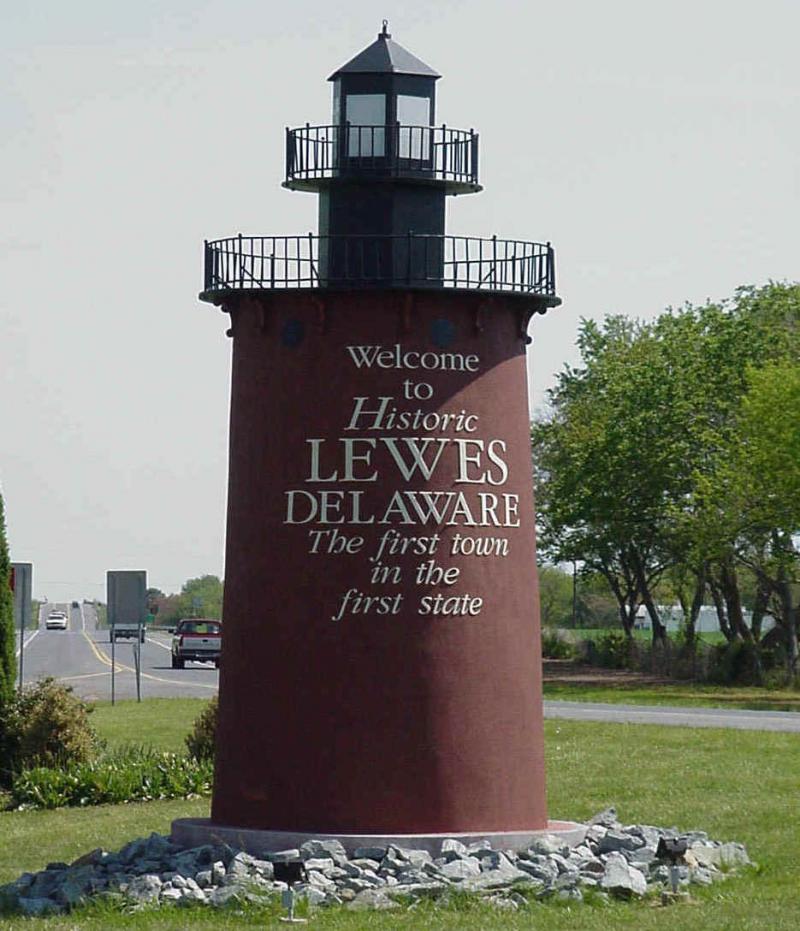 Lewes City Council votes to ban gas powered landscaping equipment
