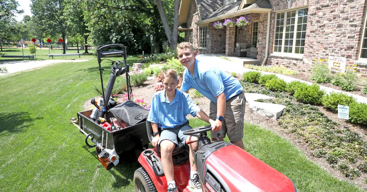 A cut above. Downers Grove brothers building successful landscaping business – Shaw Local