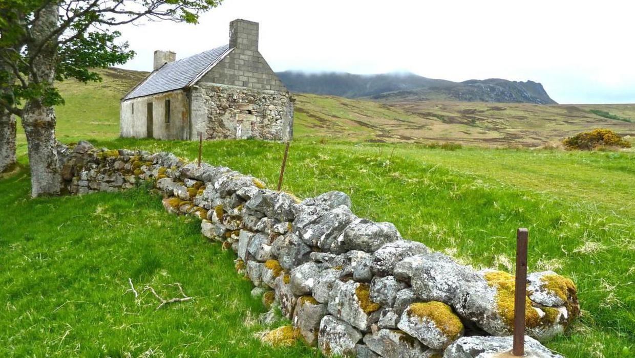 ‘White gold’ could be hidden in Ireland’s stone walls