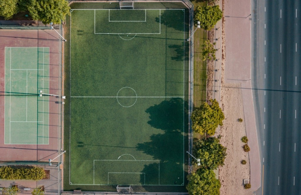 Cost and Size of Tennis Court Artificial Grass