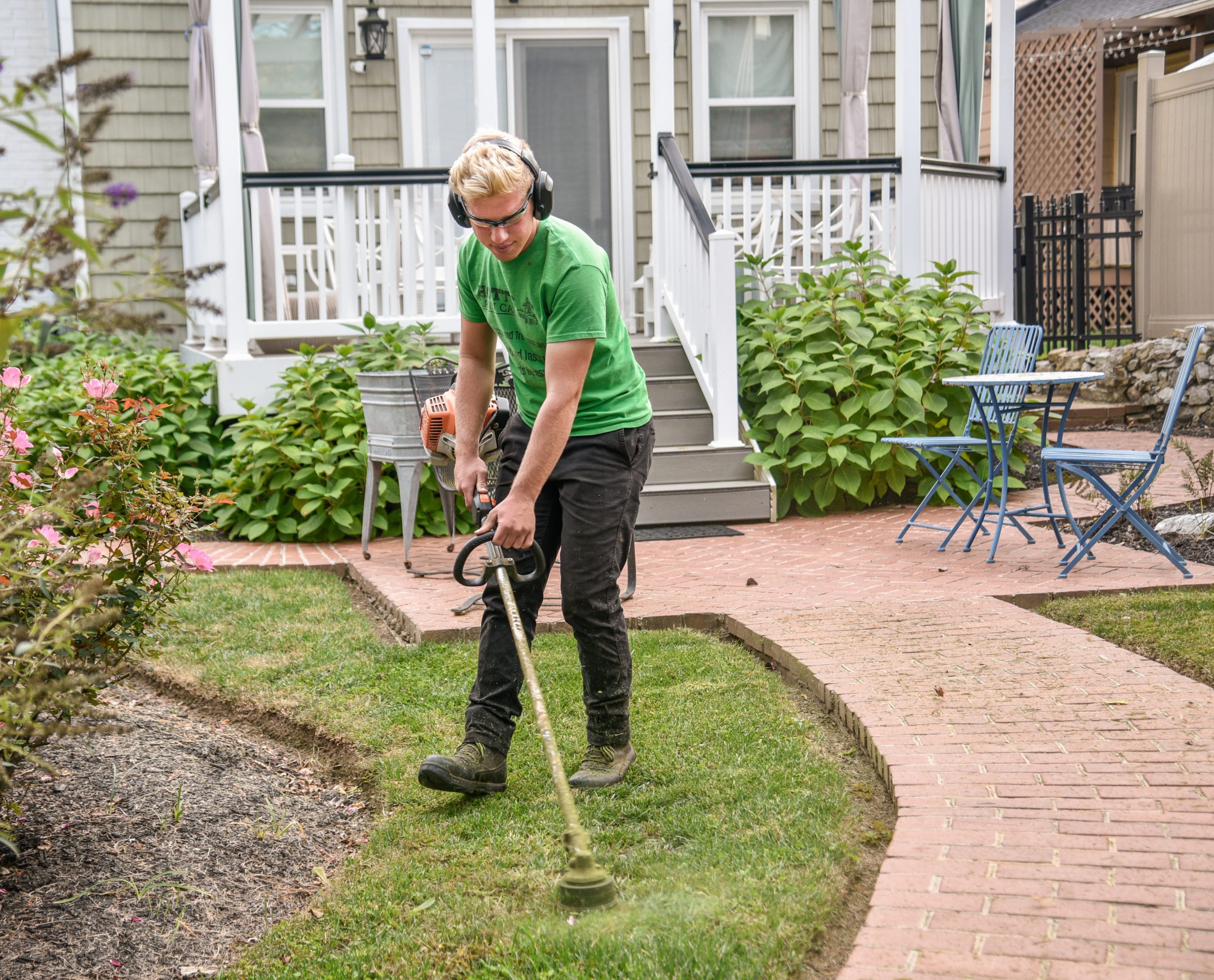 7 Ways To Improve Your Landscaping